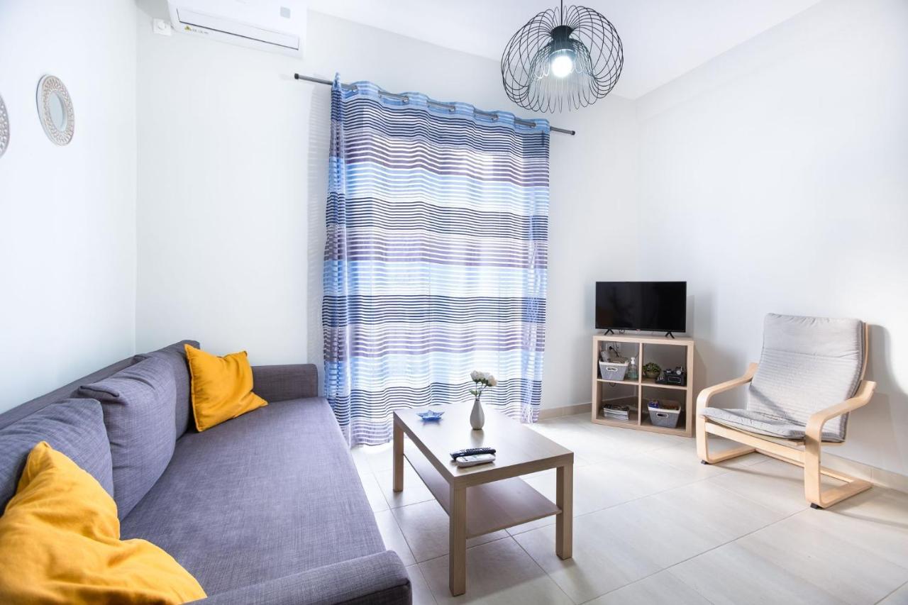 Bright Apartment In 比雷埃夫斯 外观 照片